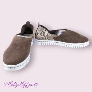Bendy Brown and Snakeskin Suede Comfort Shoe | Size 9/40